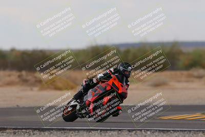 media/Sep-11-2022-SoCal Trackdays (Sun) [[81b7e951af]]/Turn 7 (1145am)/